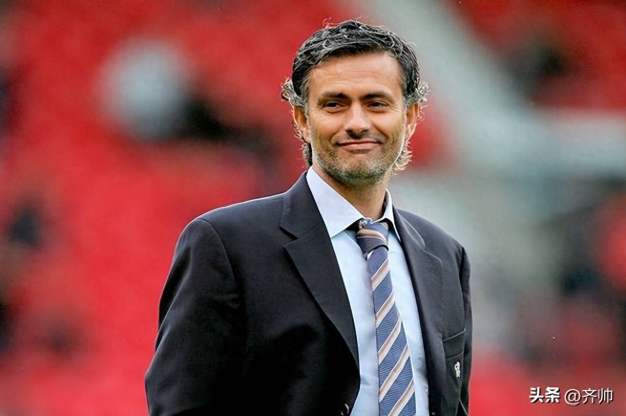 官宣！穆里尼奥下课！费内巴切无缘欧冠，62岁狂人下一站会去哪？